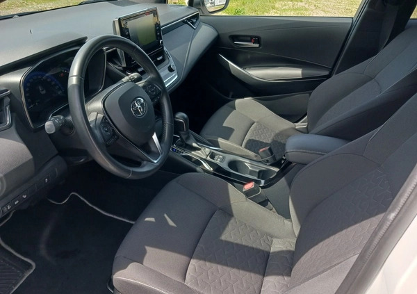 Toyota Corolla cena 108800 przebieg: 77106, rok produkcji 2019 z Będzin małe 92